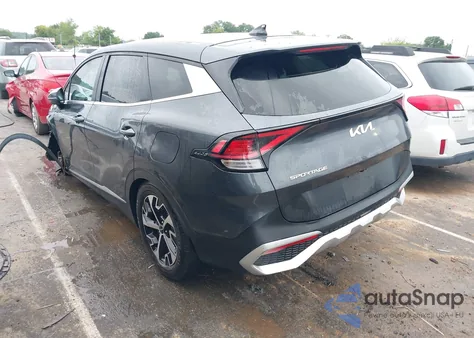 2024 Kia Sportage Ex z USA, uszkodzony, nr VIN KNDPV3DFXR7217687